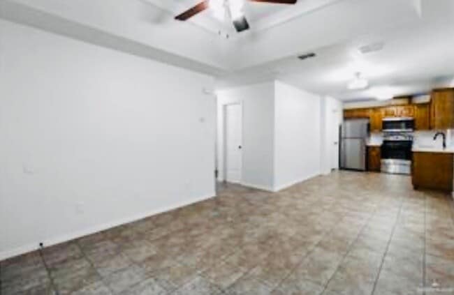 Photo - 241 E 19th St