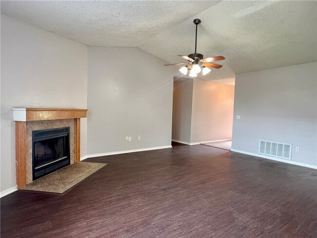 Photo - 4338 Chaparral Ln