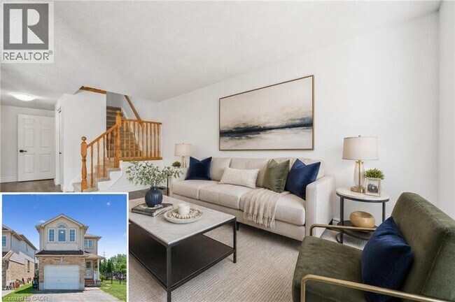 Photo - 71 Peach Blossom Crescent