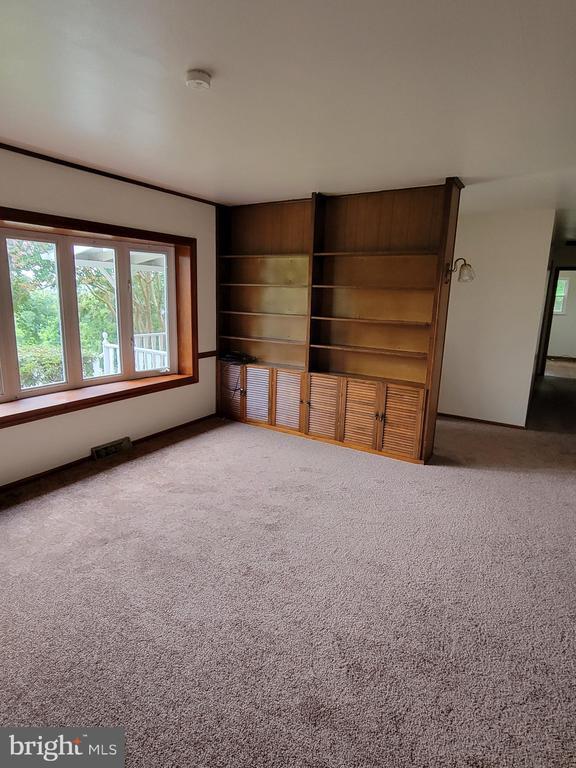 Building Photo - 10 Groff Cir Rental