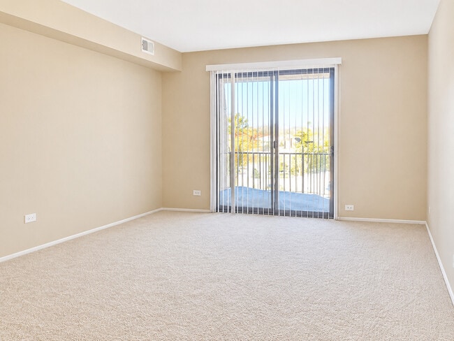 Photo - 8 Oak Creek Dr Unit 3803