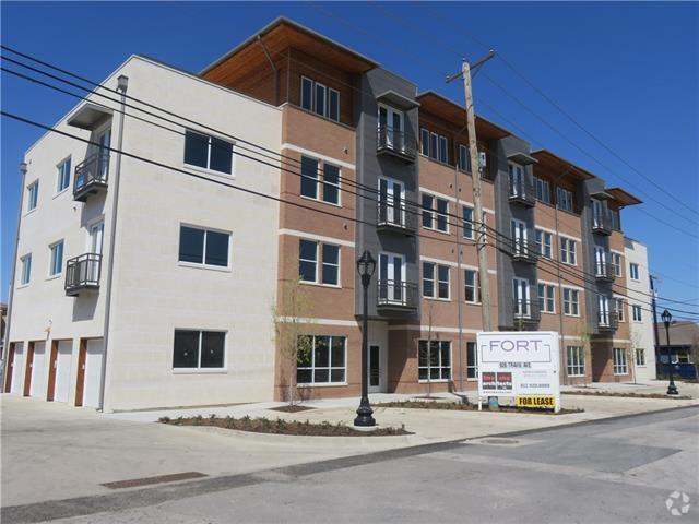 Building Photo - 928 Travis Ave Unit 403 Rental