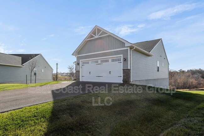 Photo - 329 Bookers Ct
