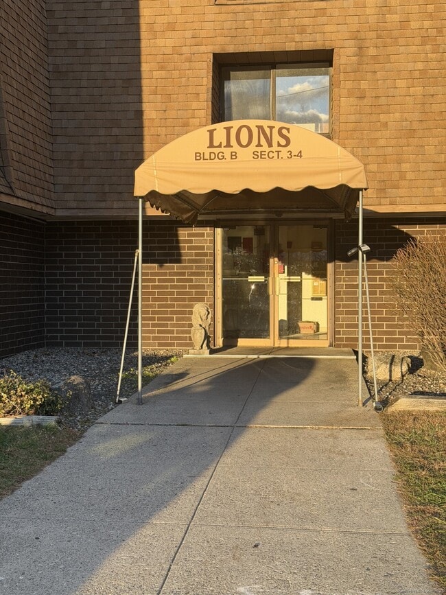 Photo - 126 Triangle St Unit APT B46