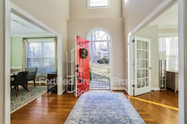 Photo - 5510 Faye Dr