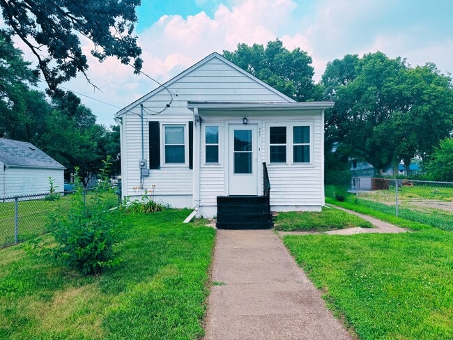 Building Photo - 347 Springfield Ave