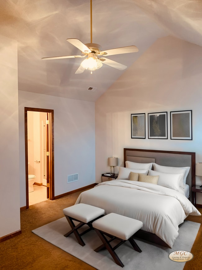 Photo - Spacious Raymore Townhome in Prime Remington Village Location