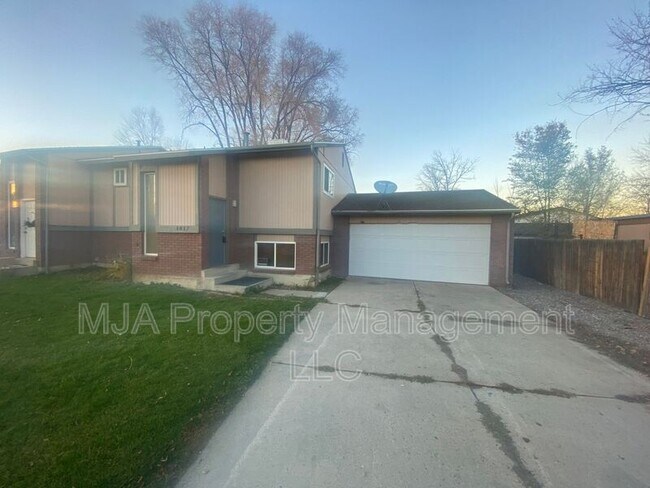 Photo - 1817 E Vine St House