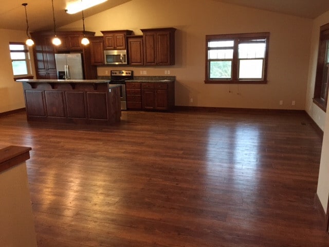 Photo - Beautiful Single Family Home for Rent in South Heart