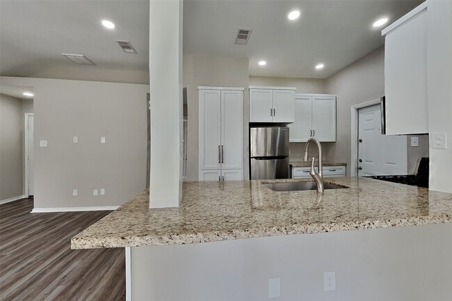 Photo - 9119 Newkay Ln