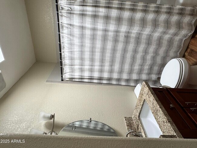 Photo - 5825 E Nisbet Rd