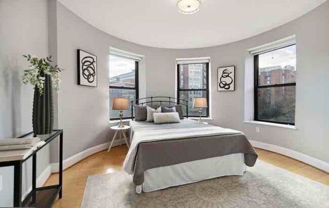 Photo - 1115 12th St NW Unit 302