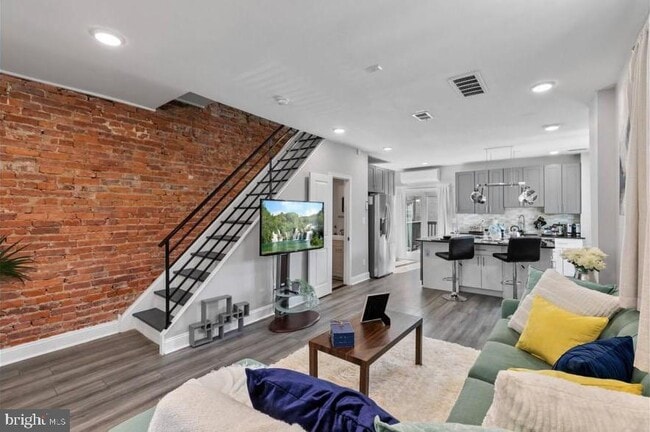 Photo - 1449 S 32nd St