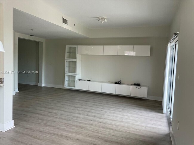 Photo - 11102 NW 83rd St Unit 201