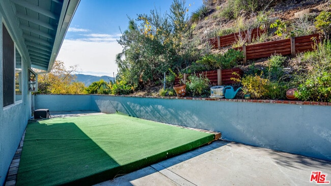 Photo - 9631 Crystal View Dr