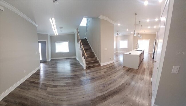 Photo - 1968 Greenbriar Ter