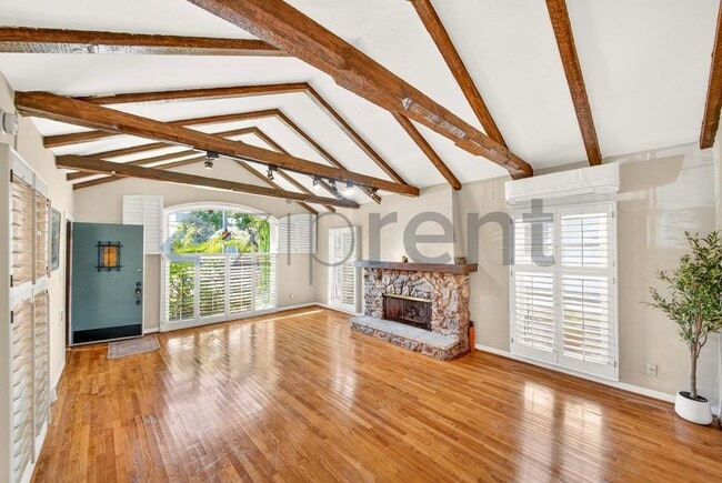 Photo - 2940 Cardiff Ave