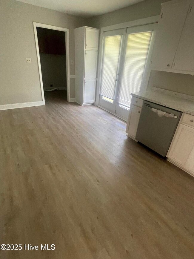 Photo - 1634 Bunch Ln