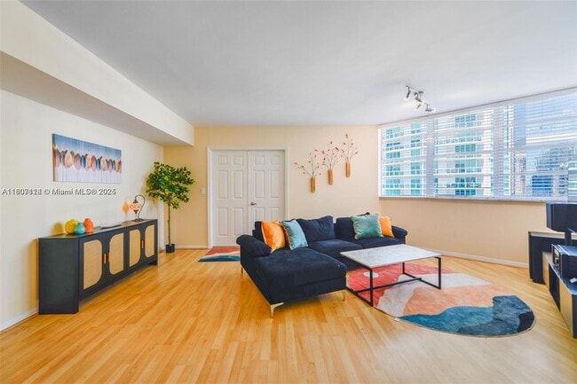 Photo - 825 Brickell Bay Dr Condo Unit 2050