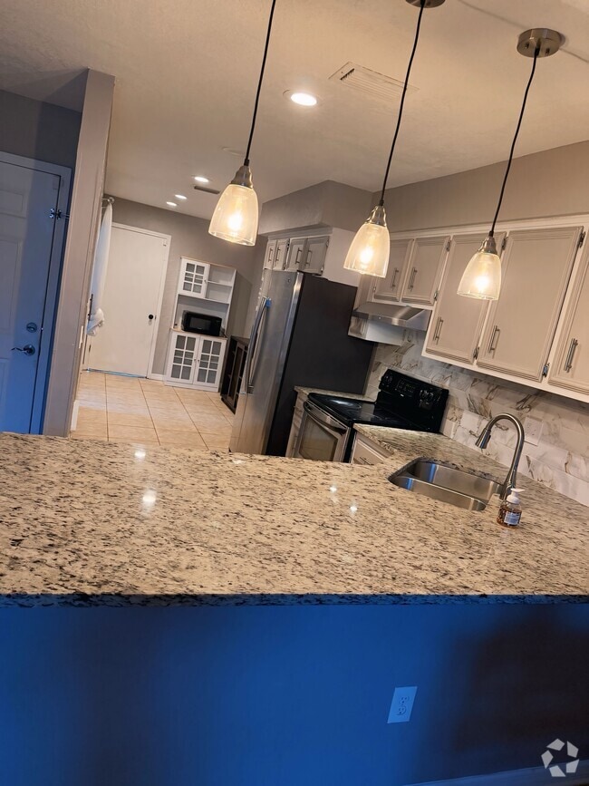 Building Photo - 1159 Fromage Cir W Rental