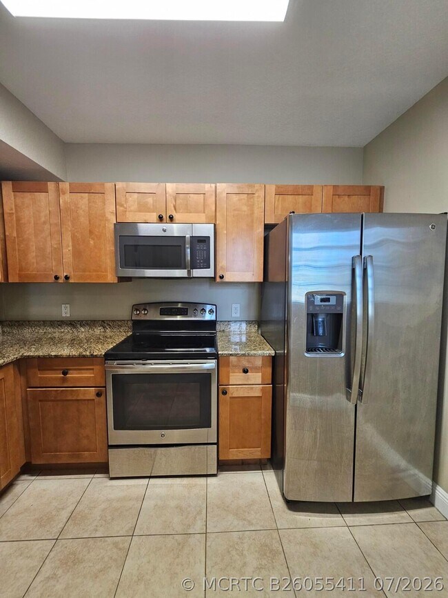 Photo - 1049 Golden Lakes Blvd Unit 115