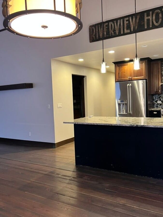 Photo - 3 Bedroom River Front Home!
