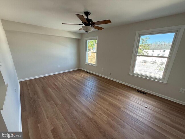 Photo - 9258 Canterbury Riding