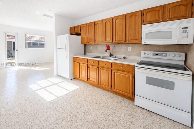 Photo - 11331 SW 7th Terrace Unit .