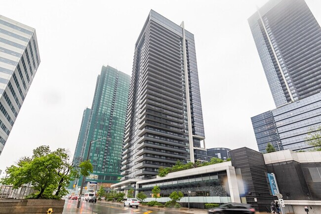 Photo - 2 Anndale Dr Unit SI ID1346016P