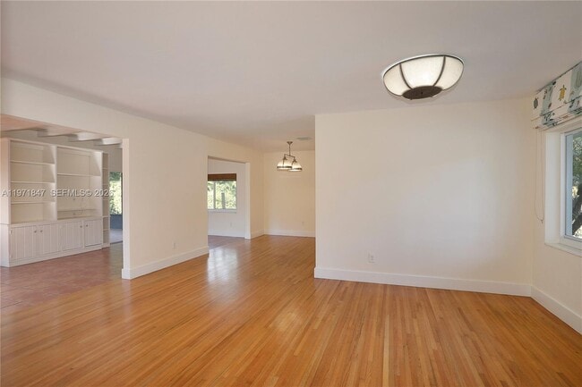 Photo - 8300 SW 61st Ave