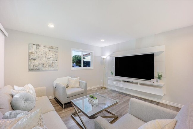 Photo - 4719 Snead Dr