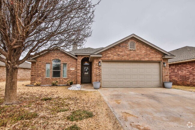 Building Photo - Spacious South Lubbock Home in Fox Ridge!