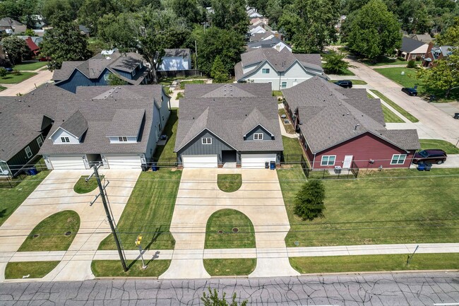 Photo - P.57 Kode Properties LLC 3515-3517 Unit 3515