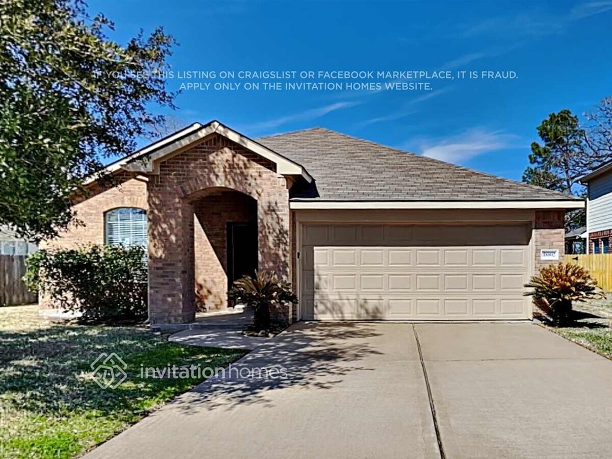 Photo - 18802 Cluster Oaks Dr