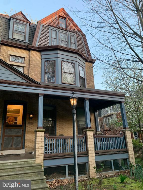 Building Photo - 4720 Windsor Ave Rental
