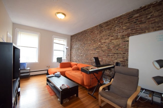 Photo - 15 Gardner St Unit 04