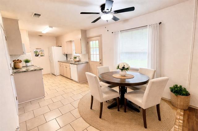 Photo - 1105 Springdale Rd