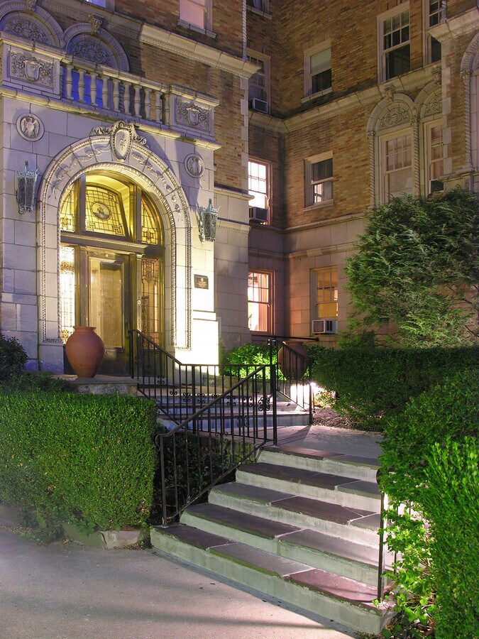 Photo - Commodore Condominiums