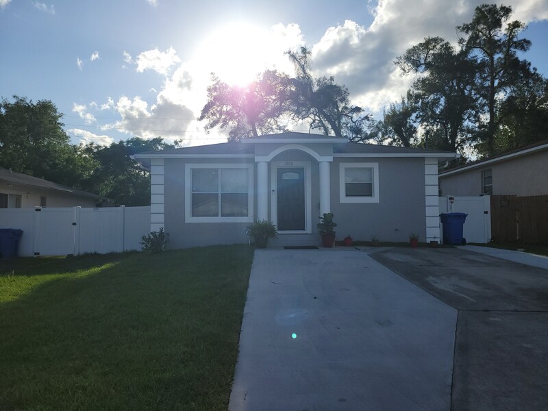 Photo - 3706 N 57th St