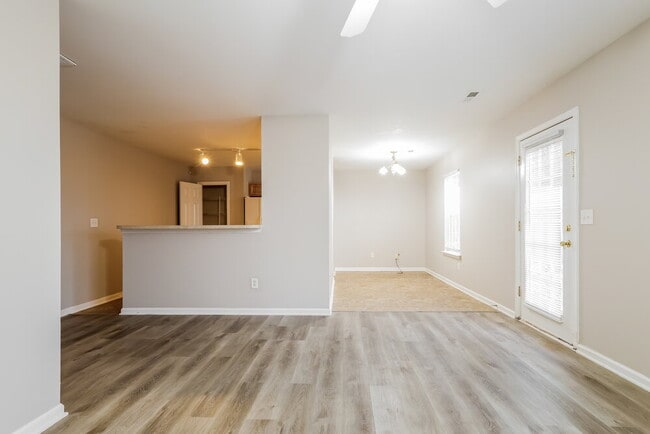 Photo - 9446 Dewey Dr