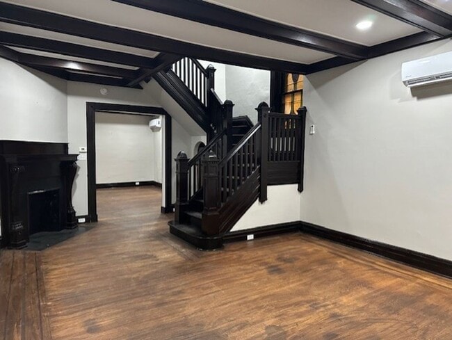 Photo - 1708 State St