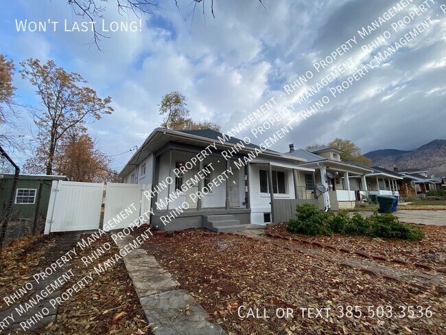 Photo - 1 Bedroom/1 Bathroom plus Bonus room Tripl... Unit 3