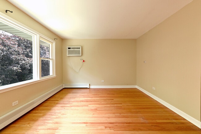 1018 S 11th Ave Unit 2