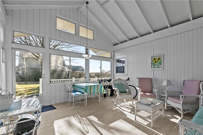 Photo - 30 Warren Ave