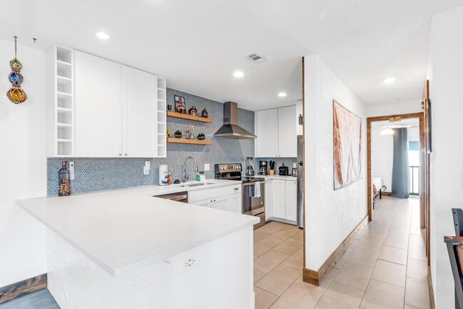 Photo - 112 S 7th St