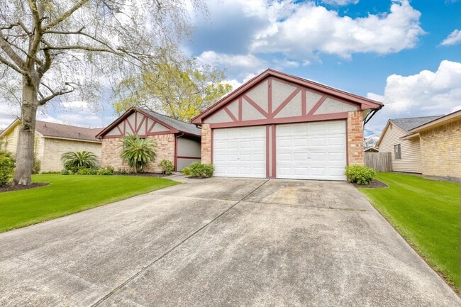 Photo - 13331 Boyer Ln