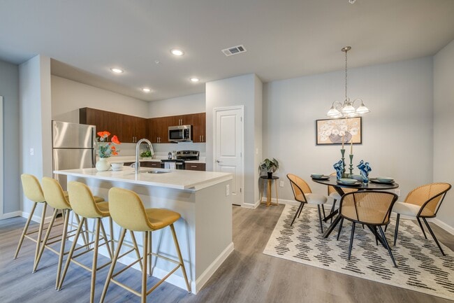 Photo - Whitewing Flats