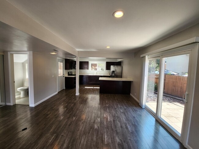 Photo - 3825 Polaris Dr