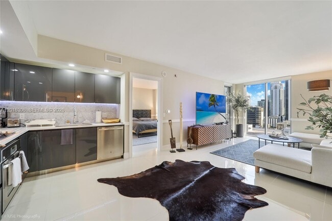 Photo - 31 SE 6th St Unit 2207