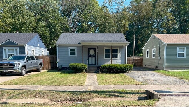 Photo - 307 N 36th St